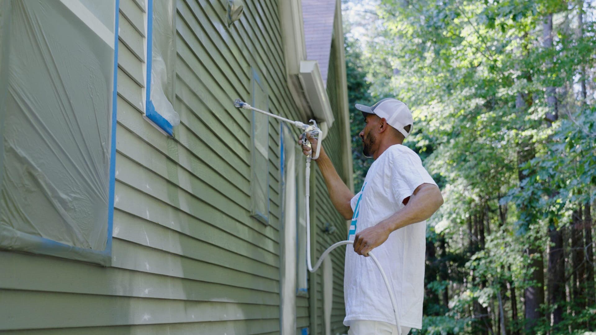 Professional Pressure Washing Delaware OH – Bring Your Surfaces Back to Life