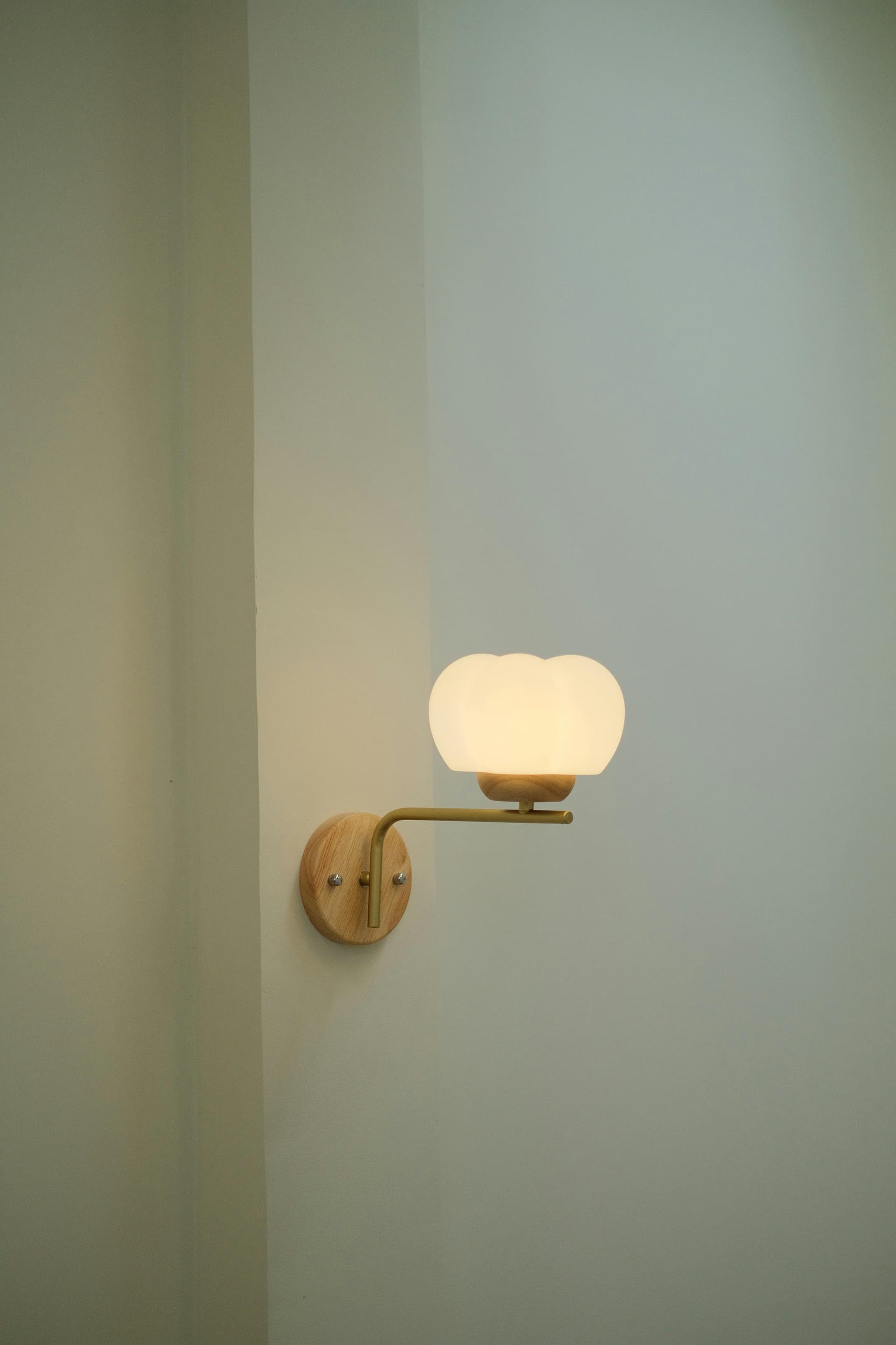 LED Mirror Bathroom for Clear Grooming Visibility