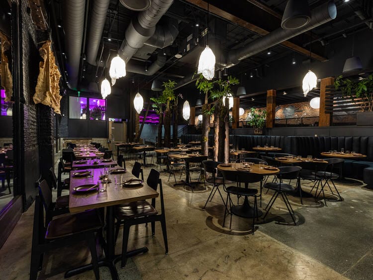 Restoran Pagi Sore, Tempat Makan Terfavorit Pecinta Kuliner