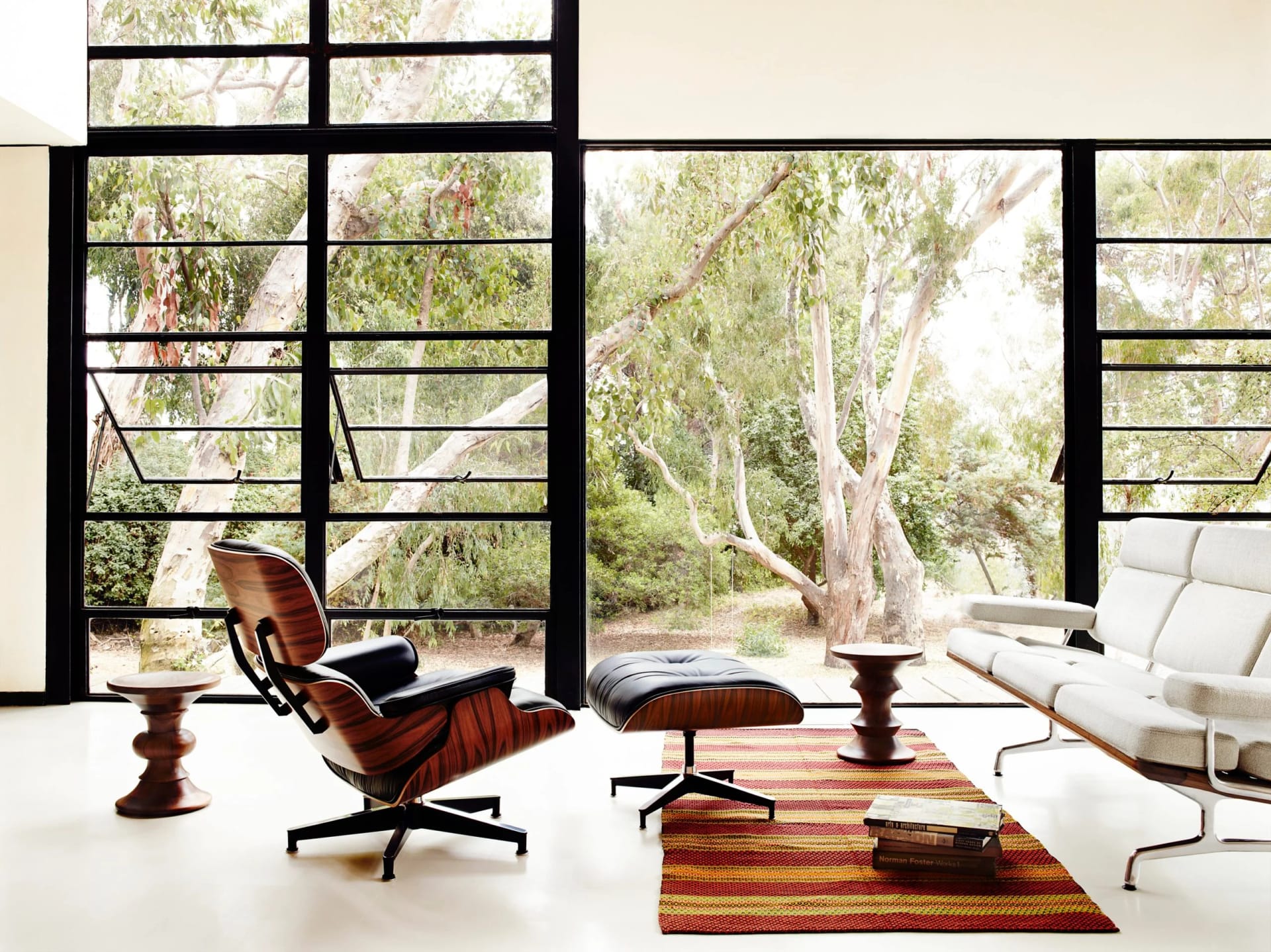 Transform Your Space at Our Laguna Beach Furniture Store with Stylish Pieces