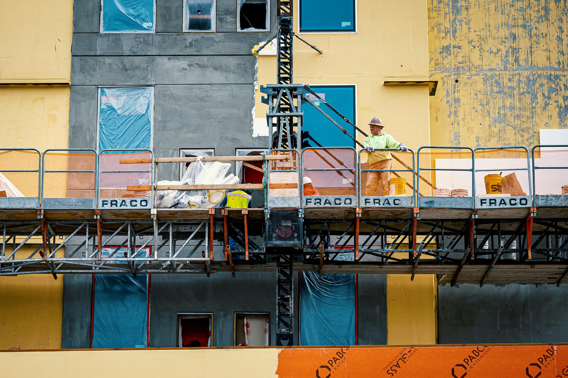 Electrician Apprenticeship Benefits and Career Growth