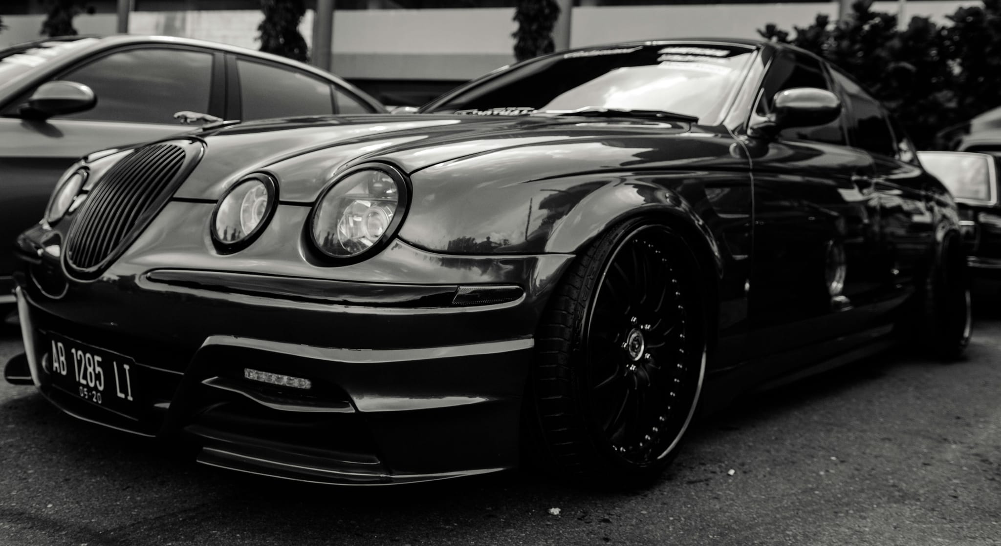 VIPMiamiLimo: Reliable, Fast, and Elegant Transportation