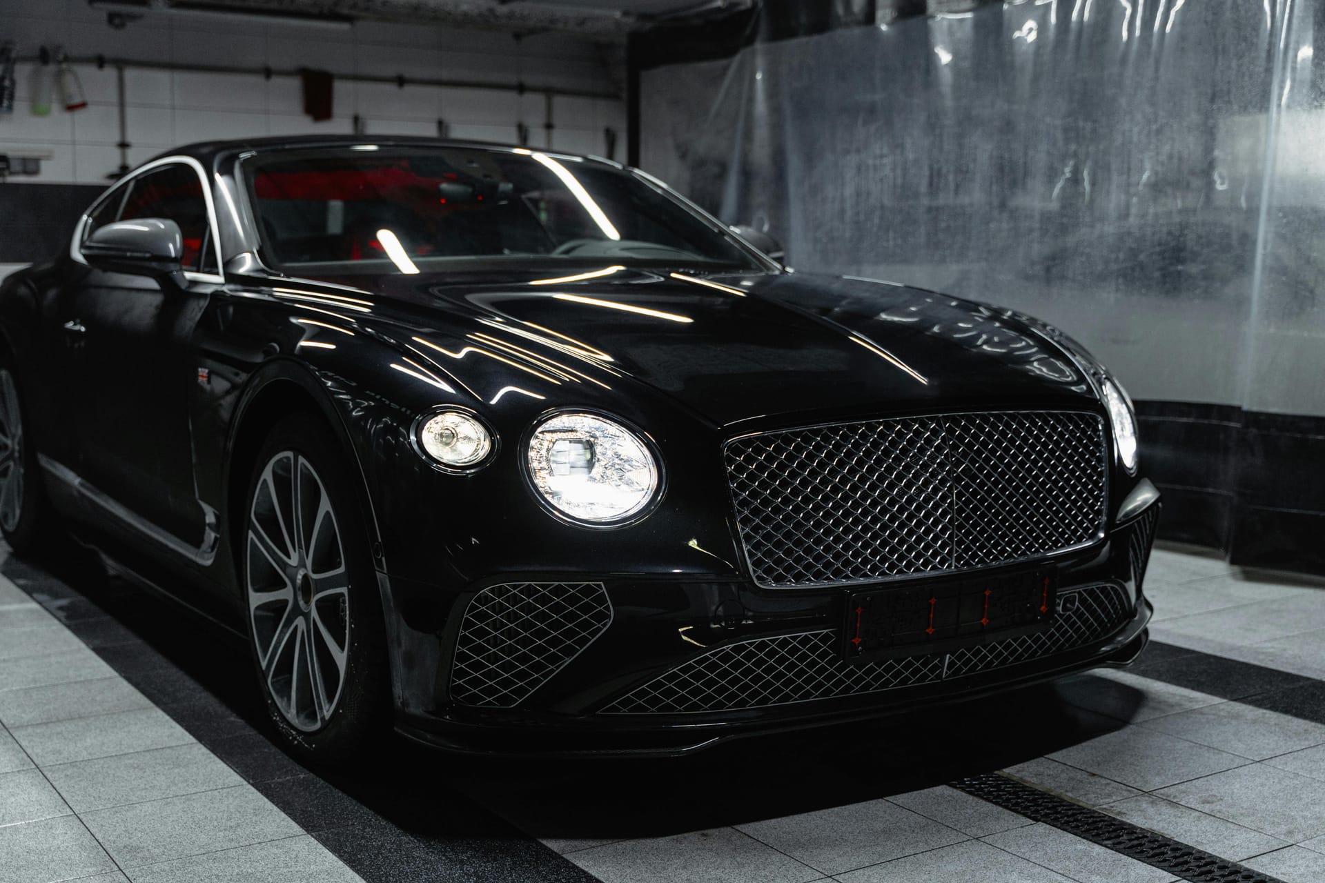 Luxury Car Service: Personalized Transportation for Discerning Clients
