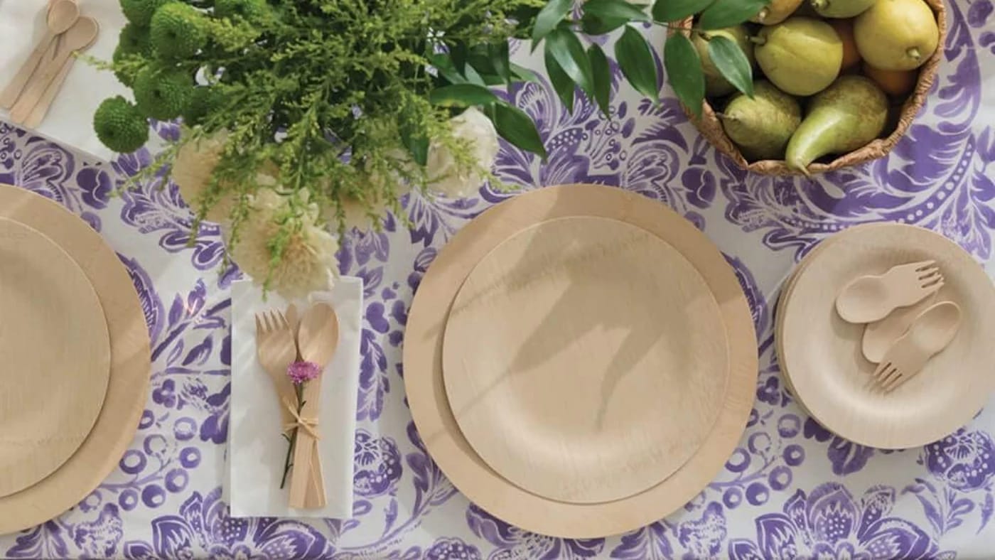Elevate Your Wedding with Fancy Eco-Friendly Plates for Weddings