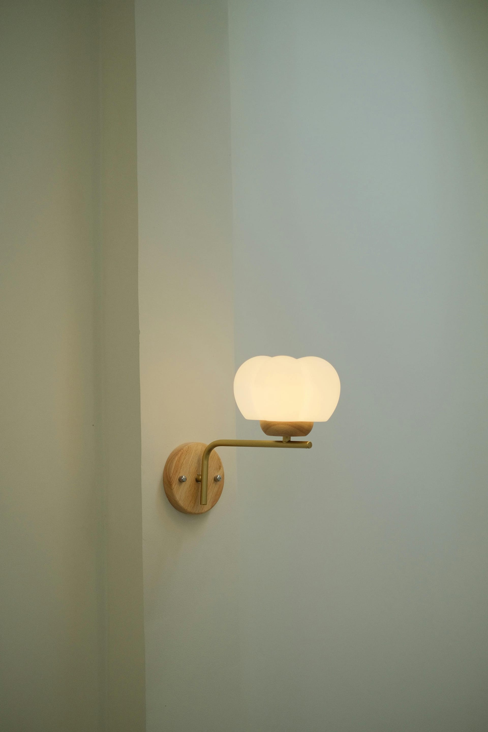 LED Mirror Bathroom for Clear Grooming Visibility