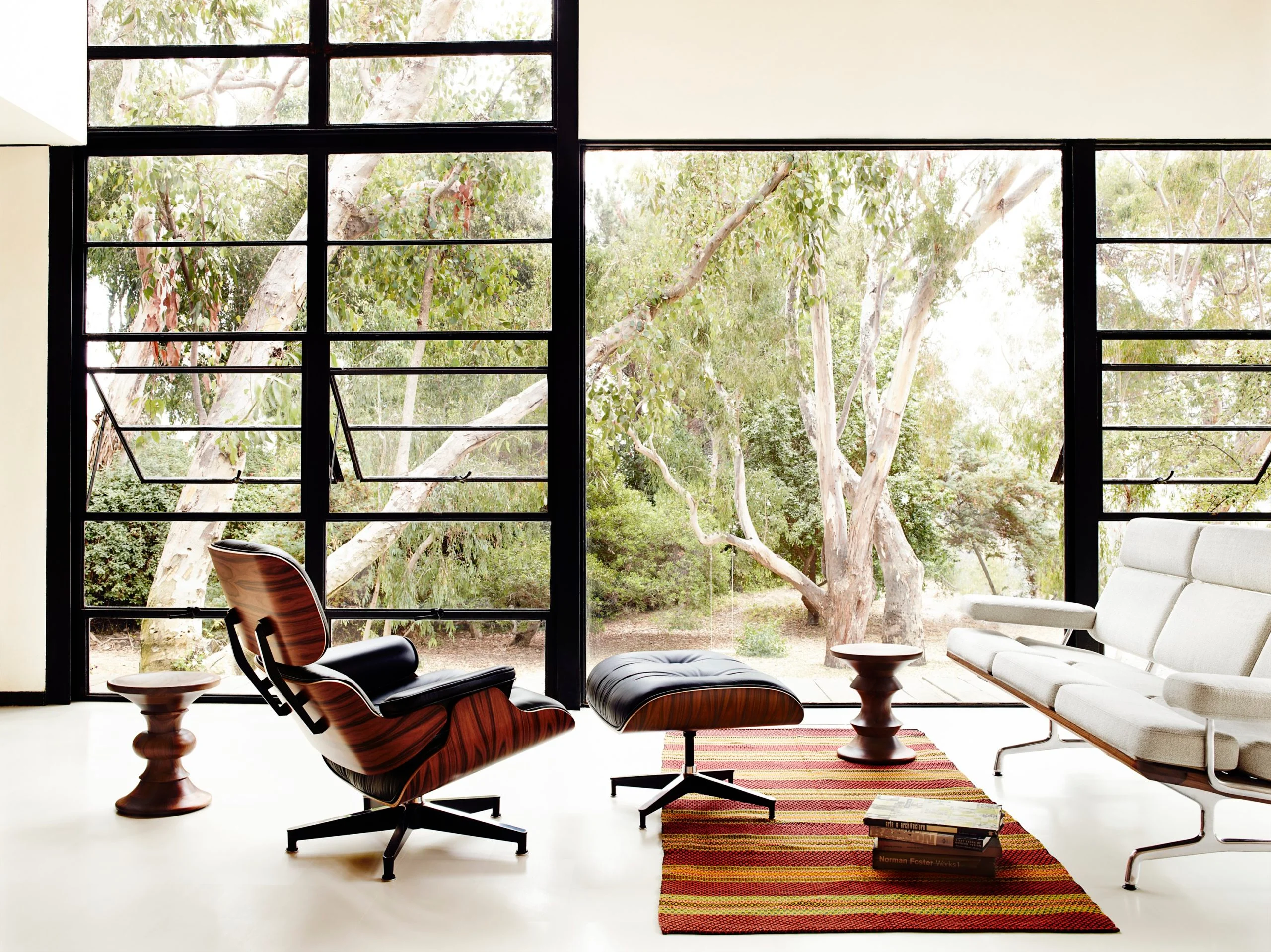 Transform Your Space at Our Laguna Beach Furniture Store with Stylish Pieces